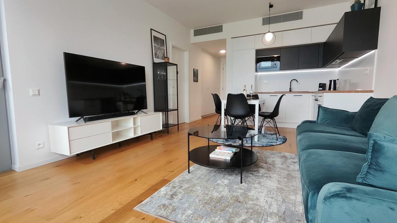 Beautiful 1 - Bedroom Apartment In Downtown Bratysława Zewnętrze zdjęcie